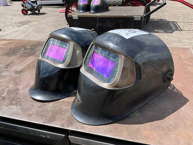 3m speedglas automatisch verduisterende lashelm (2x) - afbeelding 1 van  10