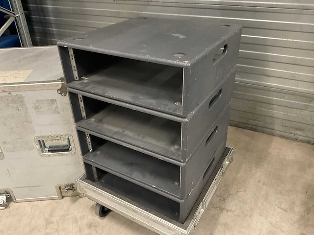 3u 19” rack (4x) - afbeelding 2 van  2