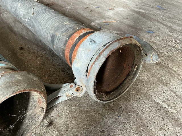 3x 6” mest-/waterslang – 2x rubber + 1x spiraalslang – snelkoppelingen – ca. 13 m - afbeelding 9 van  13