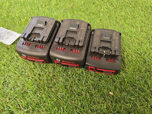 3x accu 18v bosch professional, 18v - afbeelding 6 van  6