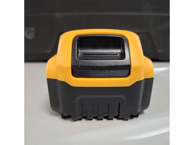 3x accu 20v - 6.0ah dcb200-60 - afbeelding 3 van  6