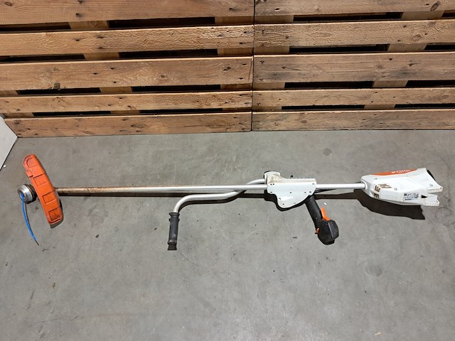 3x accu bosmaaier, stihl, fsa 130 - afbeelding 2 van  25