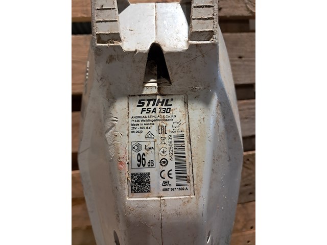 3x accu bosmaaier, stihl, fsa 130 - afbeelding 18 van  25