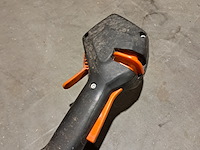 3x accu bosmaaier, stihl, fsa 130 - afbeelding 23 van  25