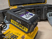 3x accu gereedschap, dewalt - afbeelding 8 van  19