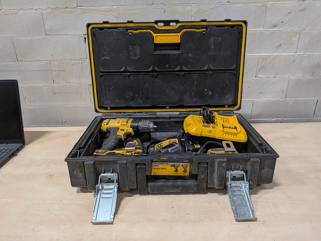 3x accu gereedschap, dewalt - afbeelding 10 van  19