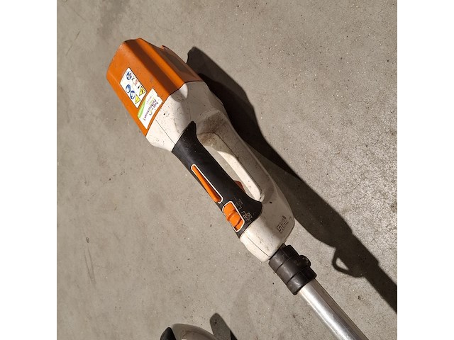 3x accu heggenschaar, stihl, hsa86 en hla65 - afbeelding 7 van  17