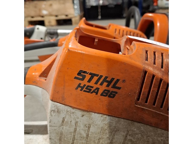 3x accu heggenschaar, stihl, hsa86 en hla65 - afbeelding 16 van  17