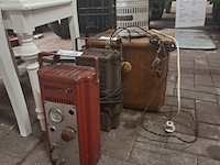 3x acculader en 1x droogkast - afbeelding 1 van  6