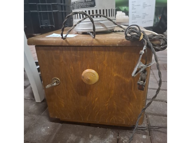 3x acculader en 1x droogkast - afbeelding 5 van  6