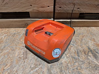 3x acculader, husqvarna, qc330 - afbeelding 5 van  8