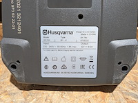 3x acculader, husqvarna, qc330 - afbeelding 8 van  8