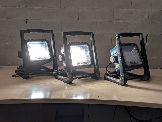 3x accu/netstroom bouwlamp, makita, dml805 - afbeelding 6 van  14