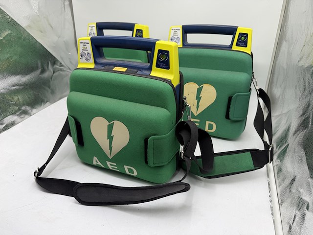 3x aed, cardiac science / aivia, powerheart aed g3 - afbeelding 2 van  7