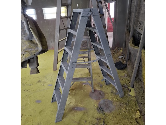 3x aluminium werktrap - afbeelding 4 van  5