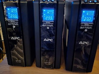 3x apc back-ups pro 1200 – nieuw in doos met nieuwe accu’s