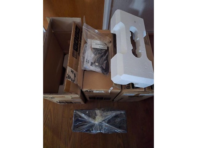 3x apc back-ups pro 1200 – nieuw in doos met nieuwe accu’s - afbeelding 5 van  6