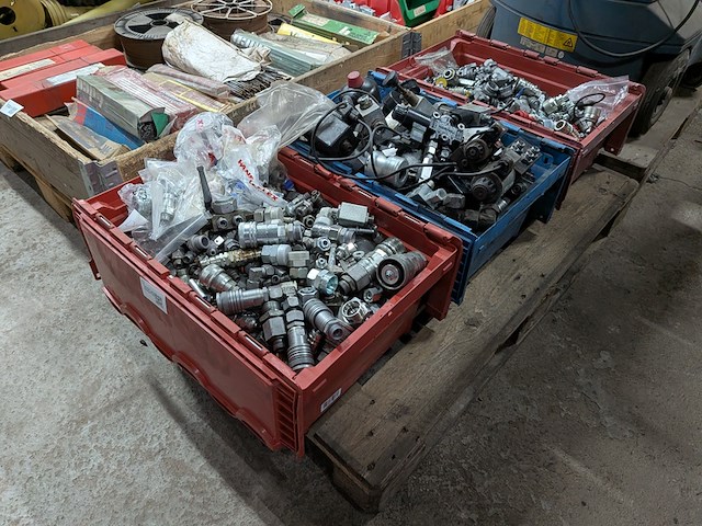 3x bak hydrauliek koppelingen en snelsluitingen - afbeelding 3 van  10
