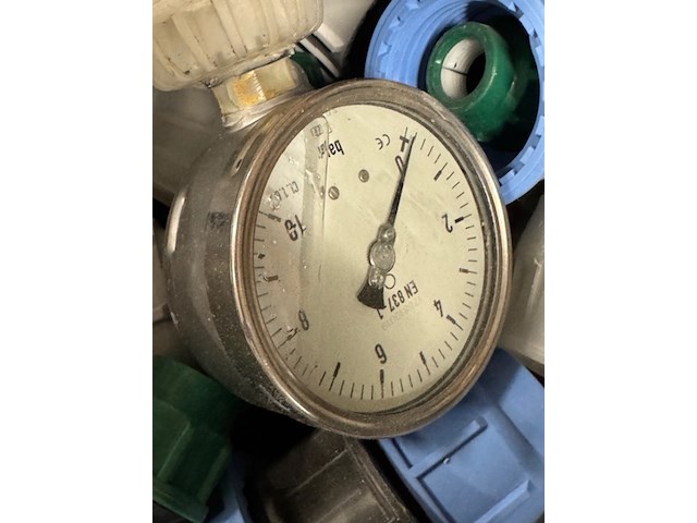 3x bak klemkoppelingen, afsluiters en meters, grijs - afbeelding 4 van  9