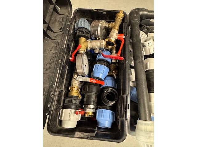 3x bak klemkoppelingen, afsluiters en meters, grijs - afbeelding 5 van  9