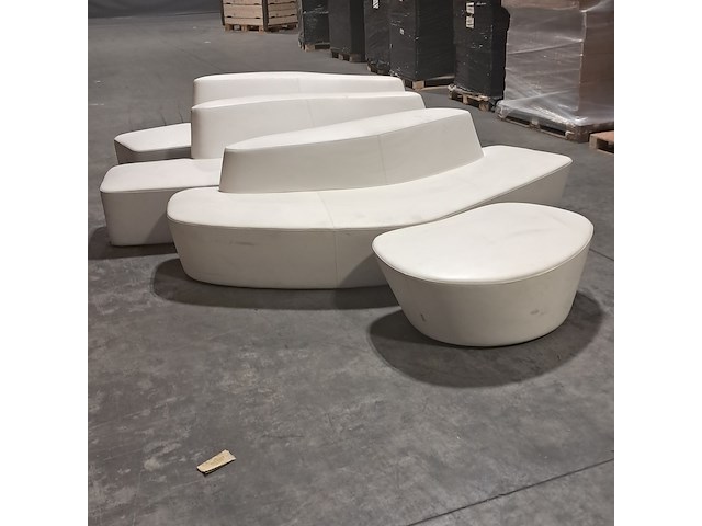 3x bank, tacchini - afbeelding 1 van  13