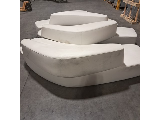 3x bank, tacchini - afbeelding 11 van  13