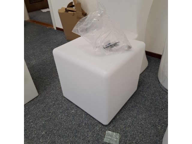 3x barkruk en kubus met led verlichting wit - afbeelding 7 van  9