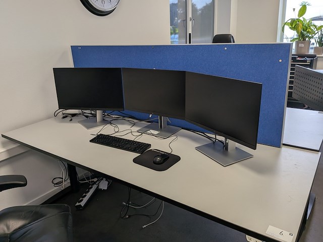 3x beeldscherm hp - afbeelding 1 van  4