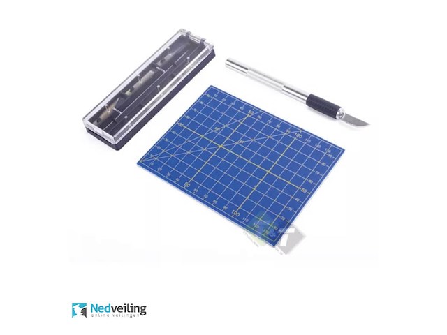 3x benson hobbymessenset met snijplankje wvp 6,95 p/st - afbeelding 2 van  3