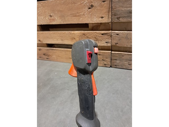 3x benzine bosmaaier, husqvarna - afbeelding 18 van  28