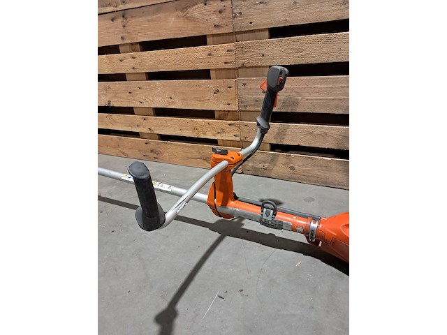 3x benzine bosmaaier, husqvarna - afbeelding 23 van  28