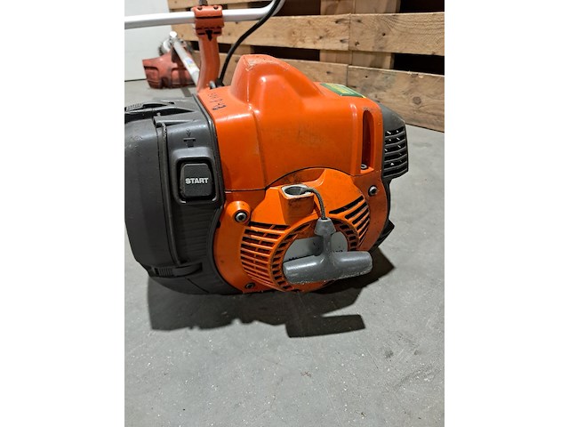 3x benzine bosmaaier, husqvarna - afbeelding 28 van  28
