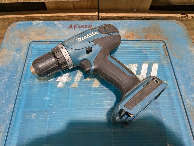 3x boor-/schroefmachine, makita, incl. accu's en acculader - afbeelding 2 van  16