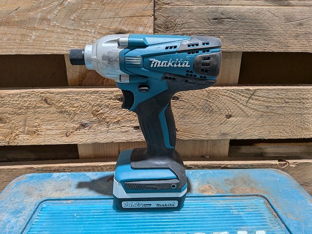 3x boor-/schroefmachine, makita, incl. accu's en acculader - afbeelding 10 van  16