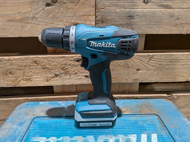3x boor-/schroefmachine, makita, incl. accu's en acculader - afbeelding 14 van  16