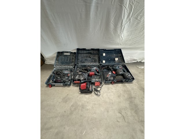3x boormachine, metabo, gbh 36 v-li en gbh 2-20 d - afbeelding 1 van  4