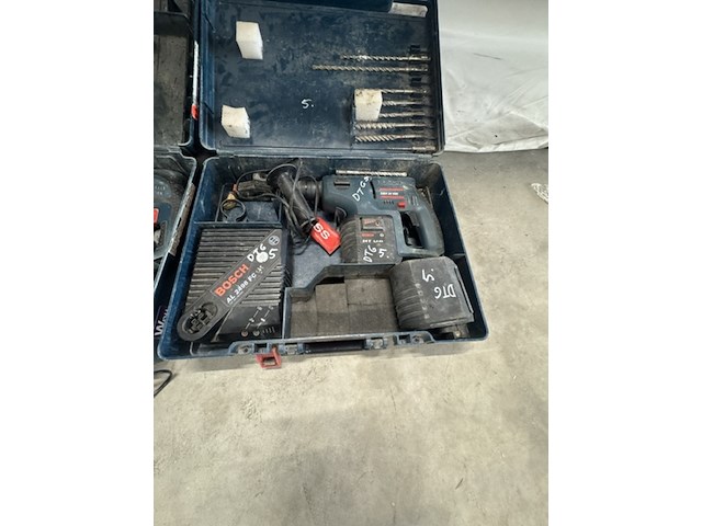 3x boormachine, metabo, gbh 36 v-li en gbh 2-20 d - afbeelding 2 van  4