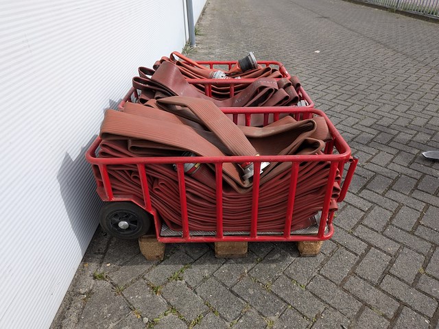 3x brandslangwagen met partij brandslangen - afbeelding 5 van  7