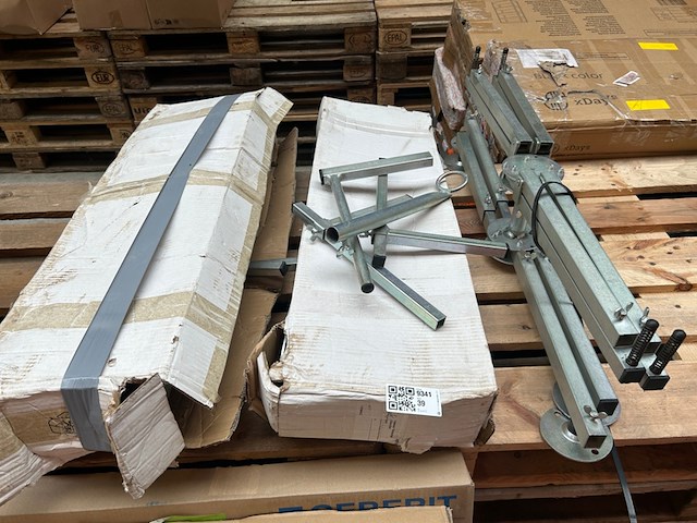 3x buizenafroller vloerverwarming, uponor, telescop-uncoiler 1058662 - afbeelding 1 van  8