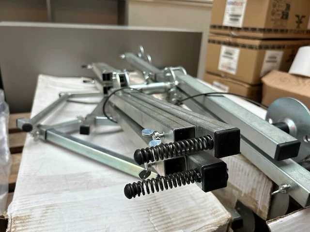3x buizenafroller vloerverwarming, uponor, telescop-uncoiler 1058662 - afbeelding 4 van  5