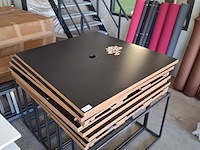 3x bureau met stalen onderframe - afbeelding 3 van  5