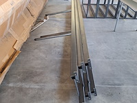 3x bureau met stalen onderframe - afbeelding 6 van  9