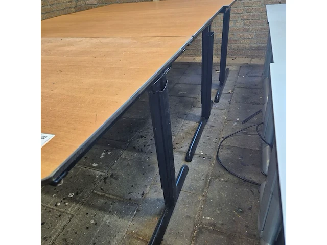 3x bureau, o.a. ahrend - afbeelding 8 van  8