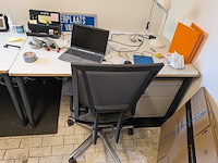 3x bureautafel met 2x bureaustoel en 4x stoel - afbeelding 2 van  12