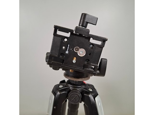 3x camerastatief, manfrotto, o.a. 468mgrc3 - afbeelding 2 van  11
