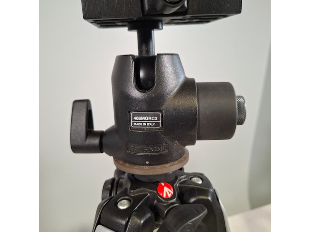 3x camerastatief, manfrotto, o.a. 468mgrc3 - afbeelding 9 van  11