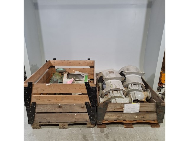 3x centrifugaal pomp, johnson pump - afbeelding 1 van  10