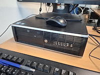 3x computer met beeldscherm en toetsenbord hp, hp pro 6300 sff i5, hp elitedesk 800 g1 sff i5 en hp elitedesk 800 g1, bouwjaar 2013 en 2016 - afbeelding 10 van  10