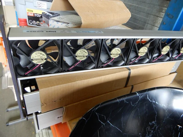 3x dbe radiatorventilator, jaga, dbh, grijs/zwart, 59x10x6cm - afbeelding 1 van  5