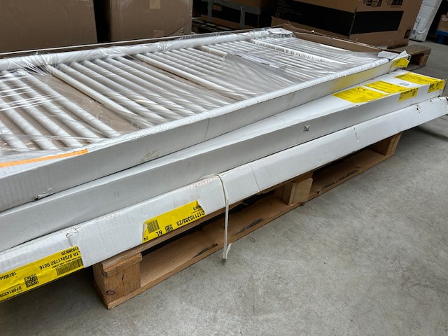 3x design radiator 1782x750 mm, wasco, ral 9016 - afbeelding 4 van  7